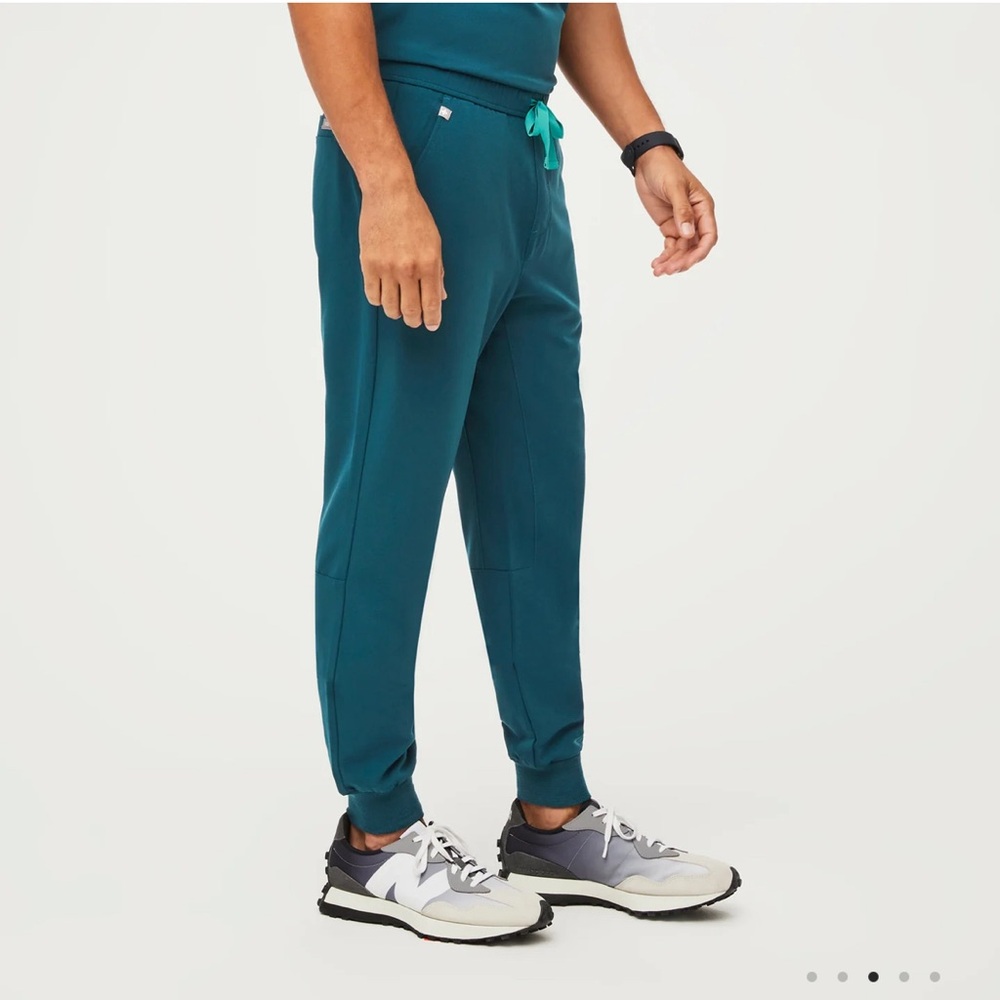 Teal Fig scrub bottom M